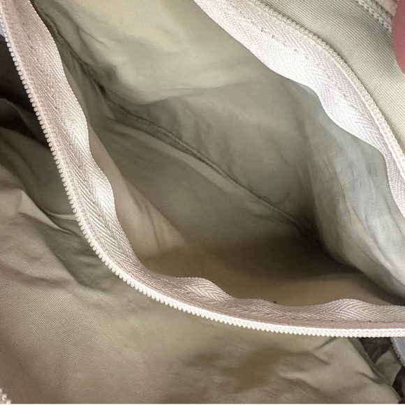 Petunia Pickle Bottom Navy and Teal Abundance
Boxy Backpack - Picture 6 of 12